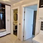 Apartman Azura & *